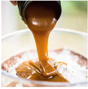Raw Manuka honey — natural skincare ingredient for acne eczema and rosacea